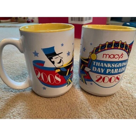 2 MACYS 2008 THANKSGIVING DAY PARADE MUGS-NEW - Picture 2 of 4